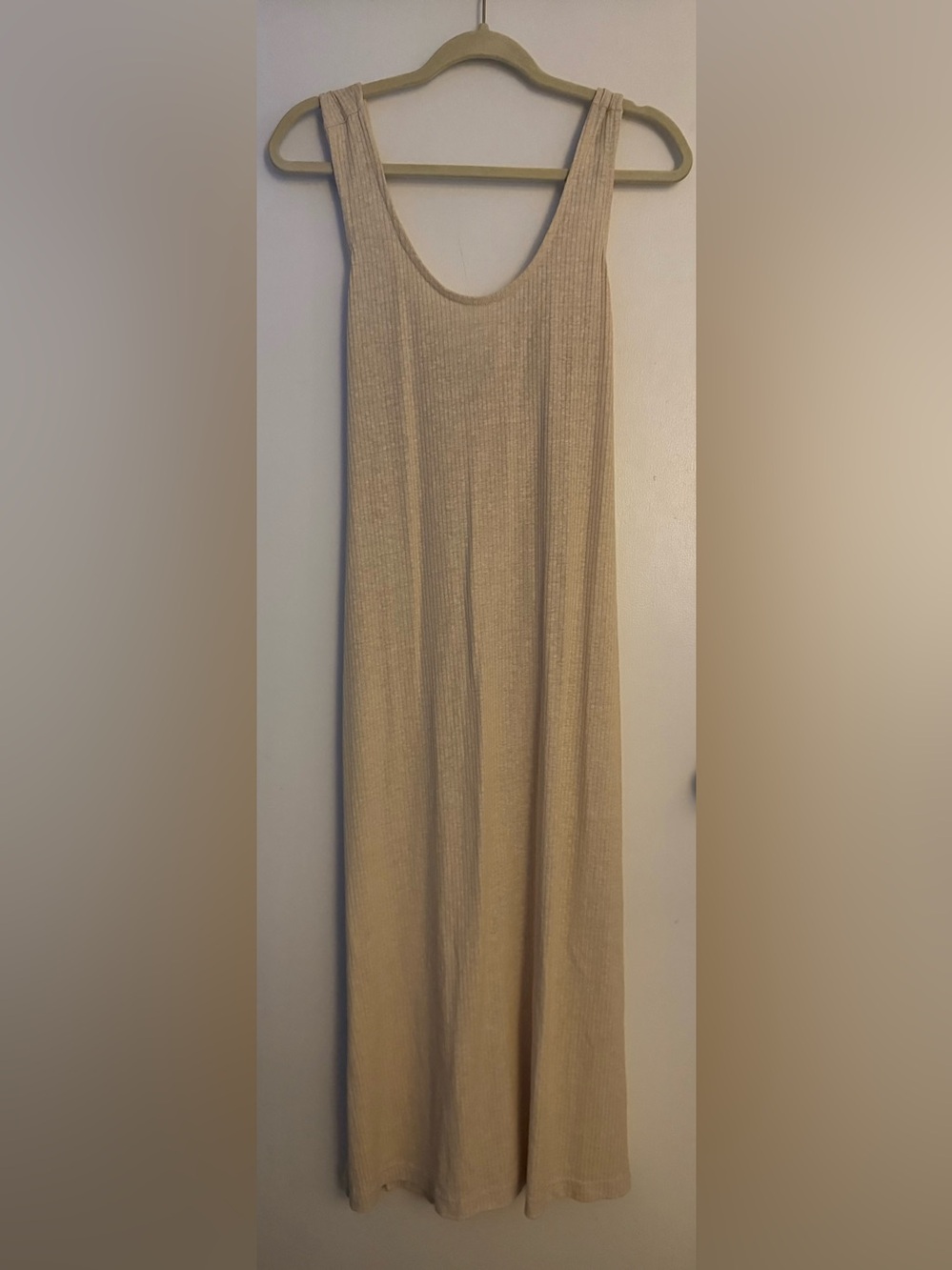 Old Navy Ribbed Maxi Dress in Light Beige